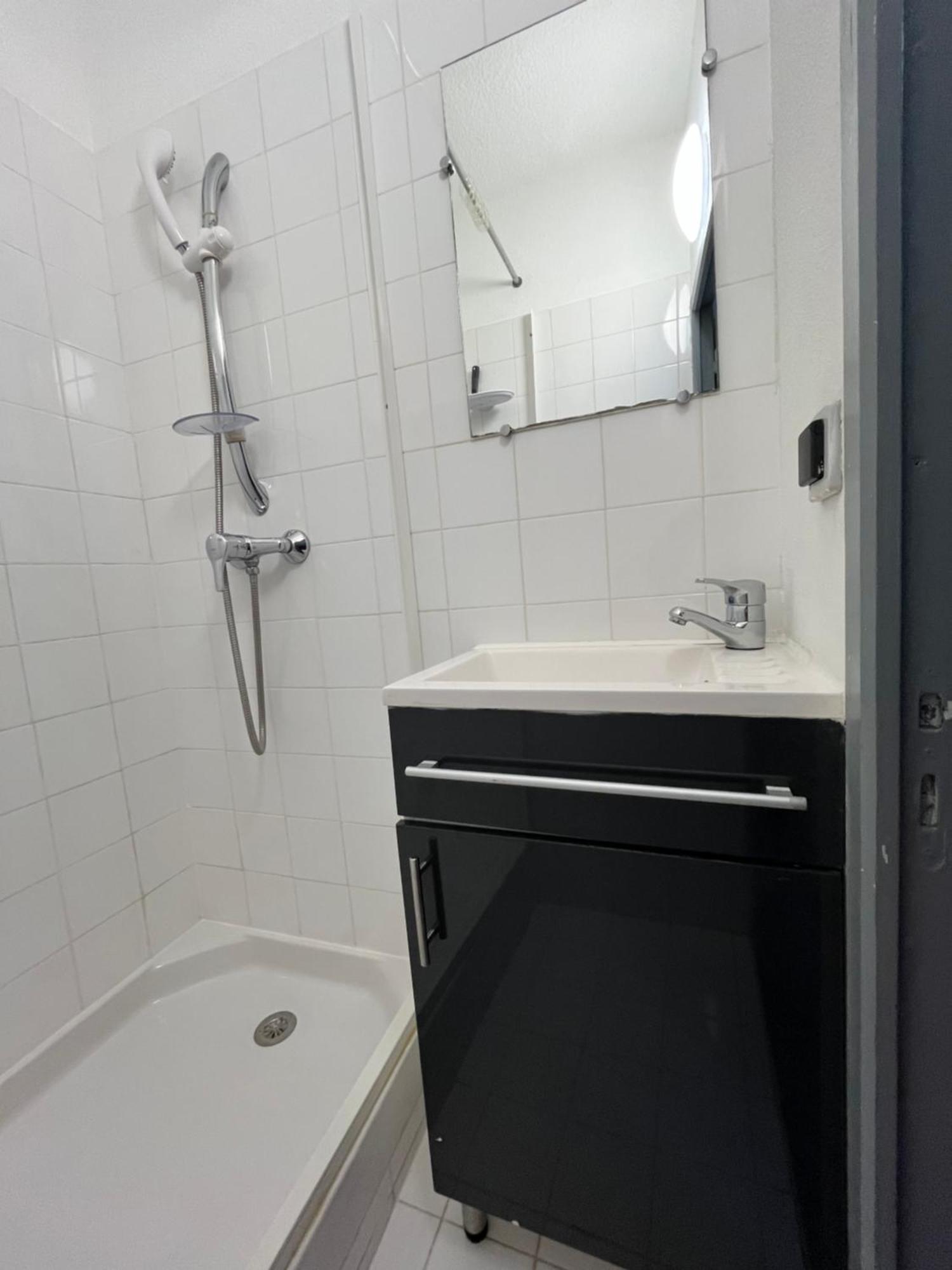 Grand Studio Lunel  Buitenkant foto